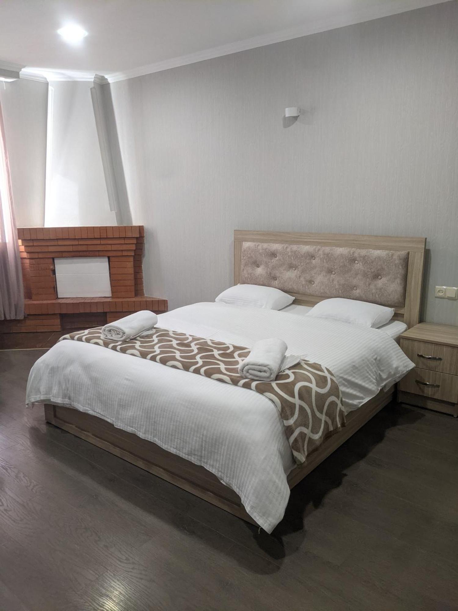 Apart Hotel Georgia Gold Тбилиси Екстериор снимка