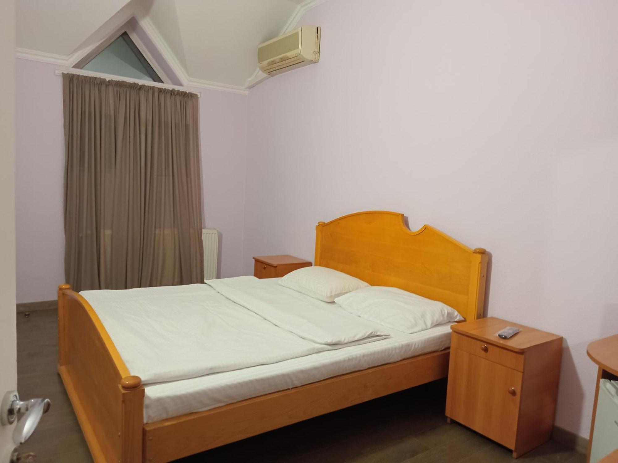 Apart Hotel Georgia Gold Тбилиси Екстериор снимка